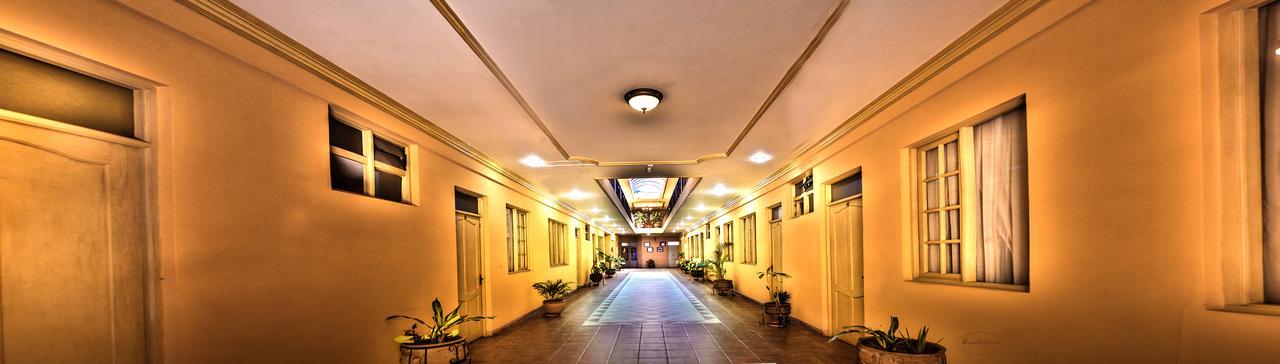 Hotel Monserrat Cochabamba Exterior foto